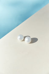 Pearlescent Earrings White