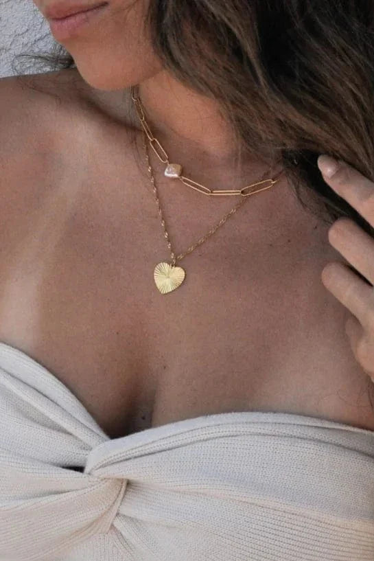 Love Burst Necklace