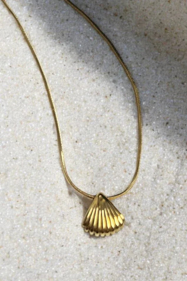 Isla Necklace