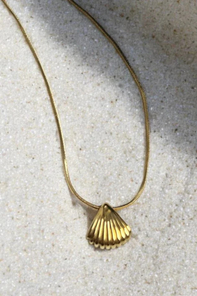 Isla Necklace