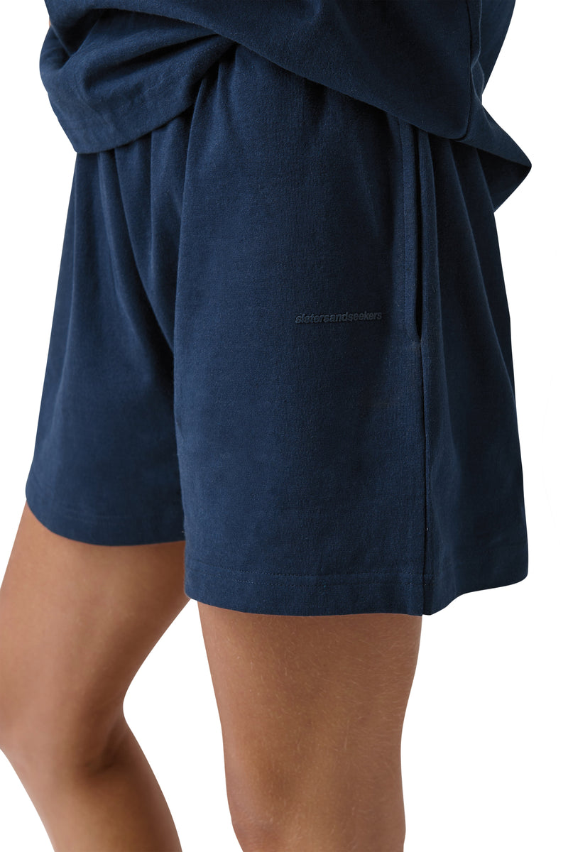 Trademark Lite Shorts in Navy