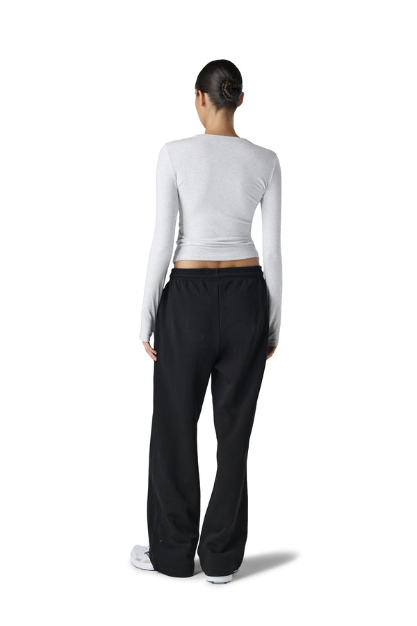 Peep Long Sleeve Top in Passive