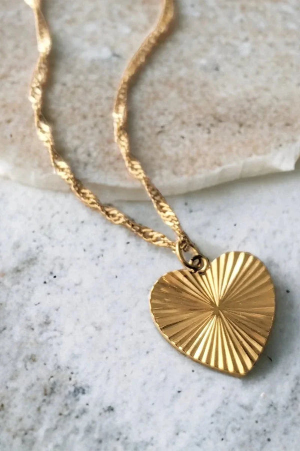 Love Burst Necklace